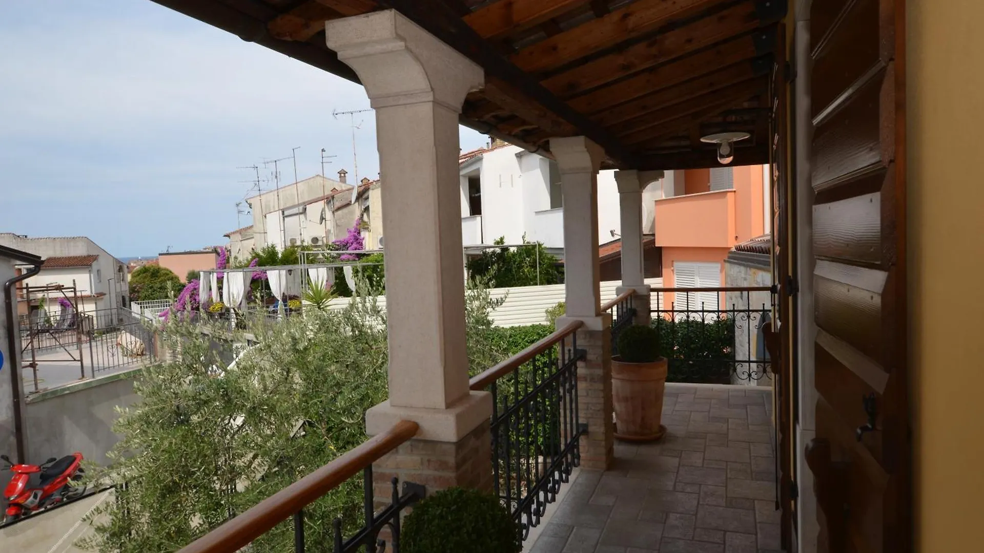 Gostinjska kuća Casa Degli Artisti Croatia