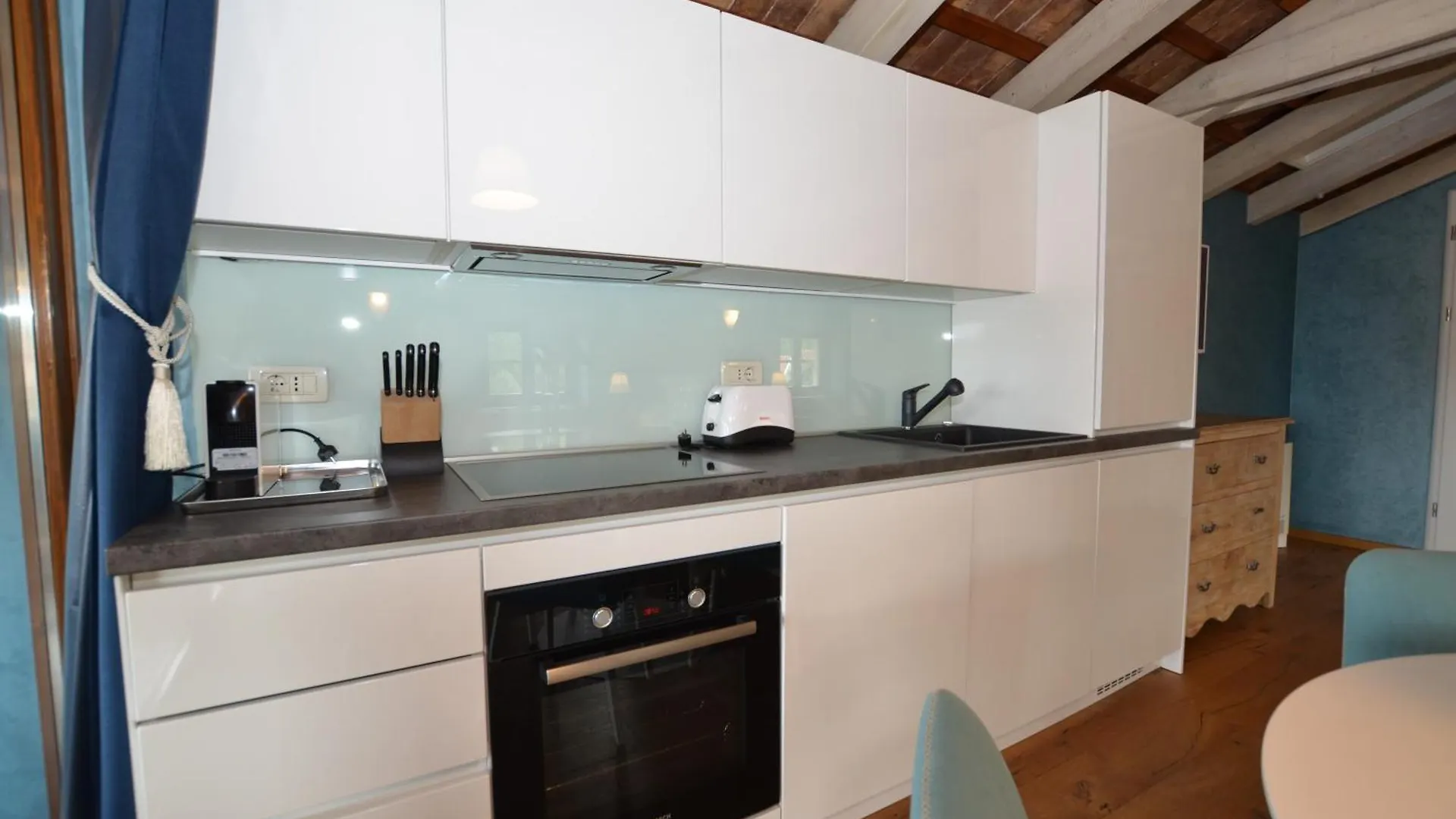 Casa Degli Artisti Gostinjska kuća Rovinj