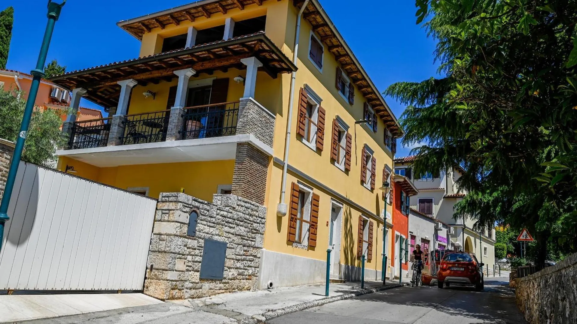 Casa Degli Artisti