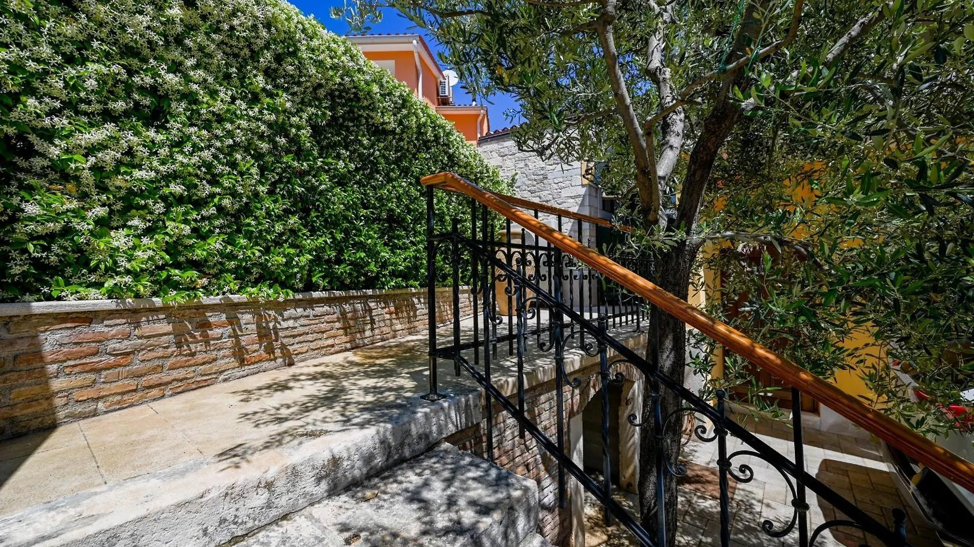 Casa Degli Artisti 0*, Rovinj Croatia